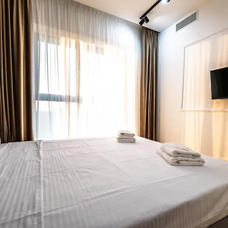Nusco Skyline - Business District Apartman