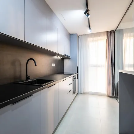 Nusco Skyline - Business District Apartman Bukarest